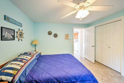 Cabin With Mtn View, Public Beach Access And Kayaks!