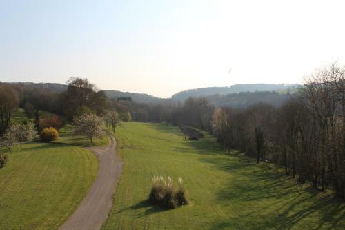 Bed & Breakfast Chateau De La Lucazi�re