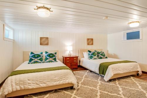 Madrona Beach House