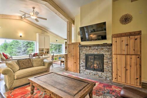 Oceanfront Retreat With Private Long Beach Access!
