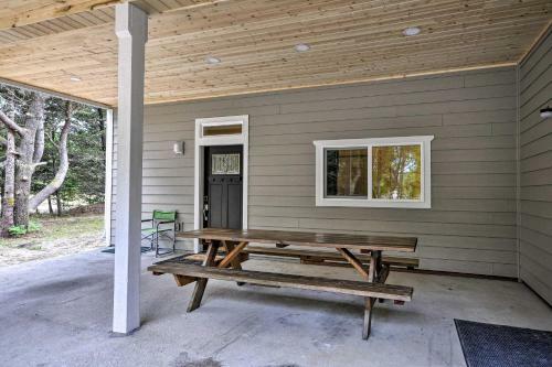 Oceanfront Retreat With Private Long Beach Access!