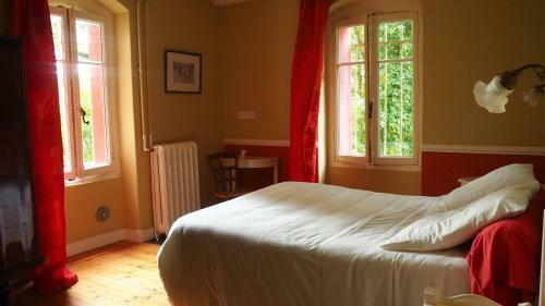 Hotel La Garenne De Morestel