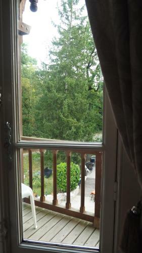 Hotel La Garenne De Morestel