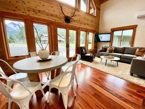 The Cascade Chalet - Leavenworth
