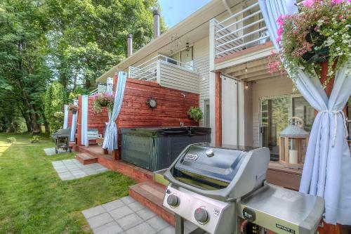Moon River Suites #5