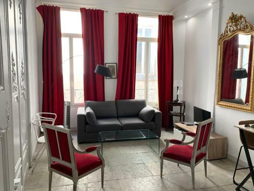 Apartamentos La Canourgue, Appart de Charme Parking Gratuit