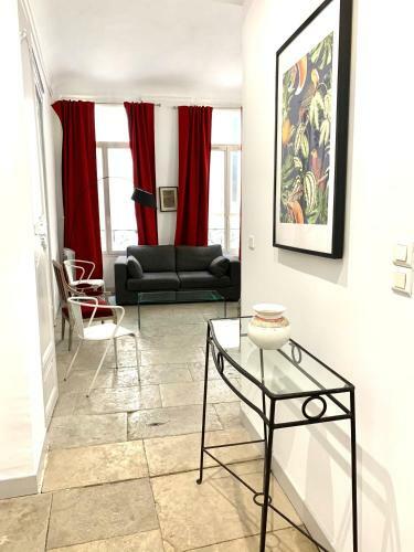 Apartamentos La Canourgue, Appart de Charme Parking Gratuit