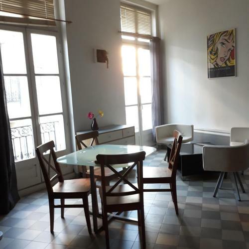 Apartamento Grand Studio Meubl� Et �quip� Plein Centre