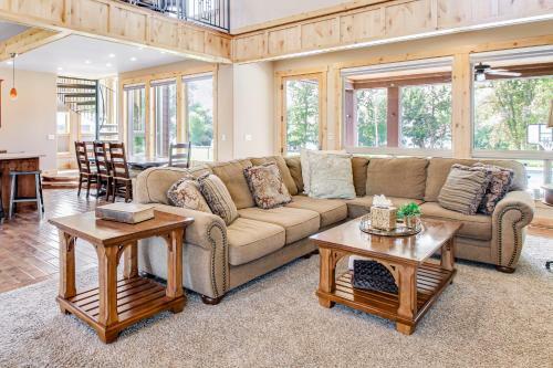 Riverside Luxury