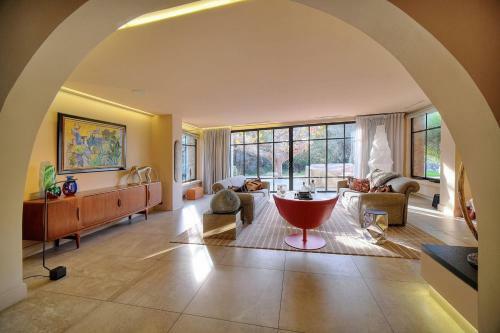 Cannes Luxury Rental - Magnificent Villa