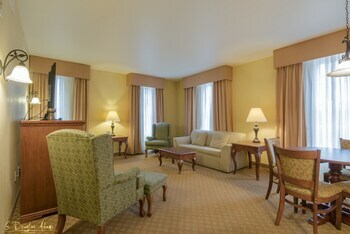 Natchez Grand Hotel