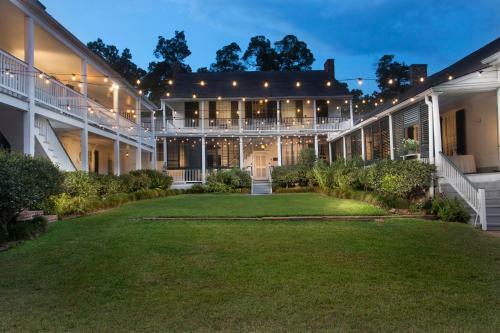 Linden - A Historic Antebellum Bed And Breakfast