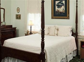 Bed & Breakfast Devereaux Shields House