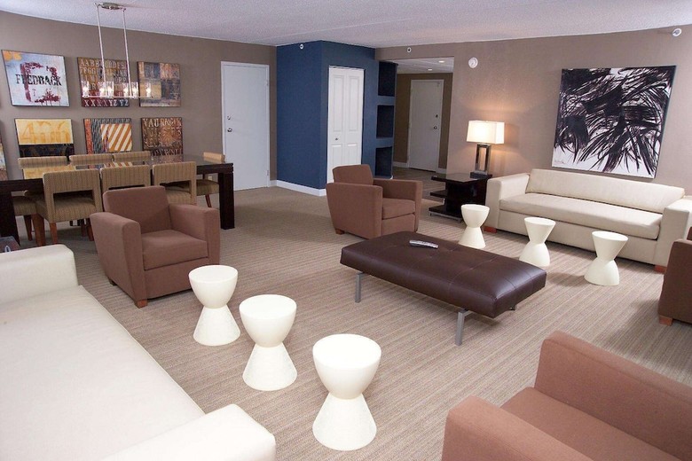 Hotel Doubletree By Hilton St. Louis At Westport