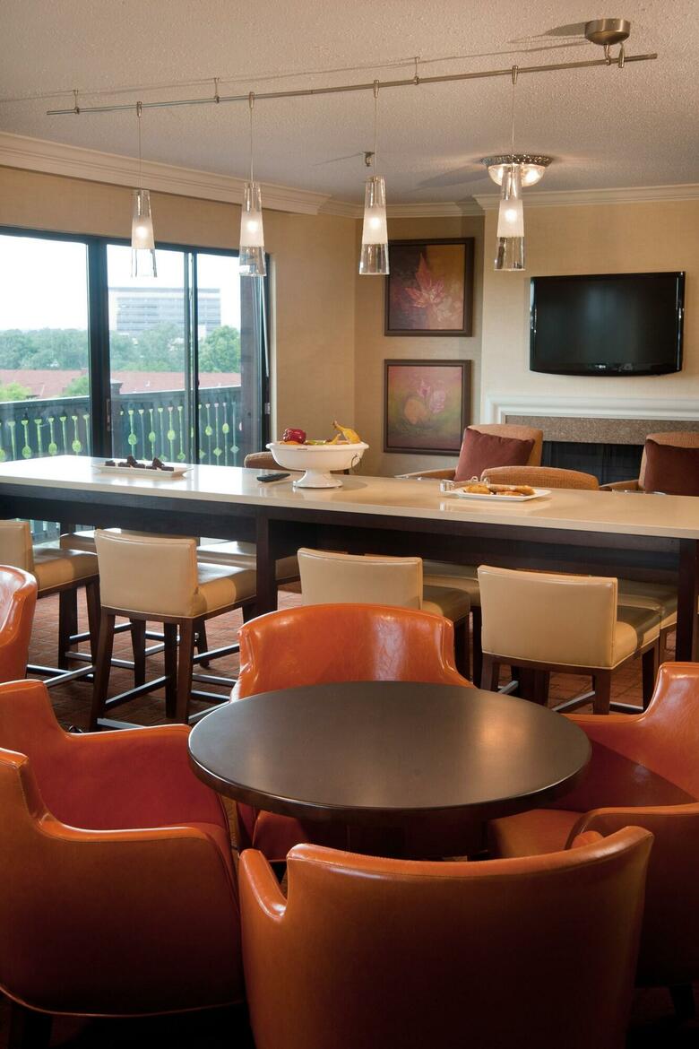 Hotel Sheraton Westport Lakeside Chalet