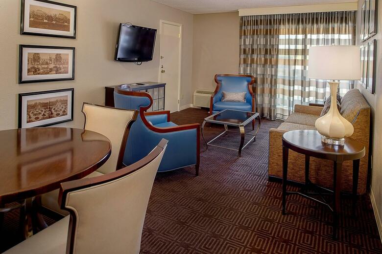 Hotel Sheraton Westport Lakeside Chalet