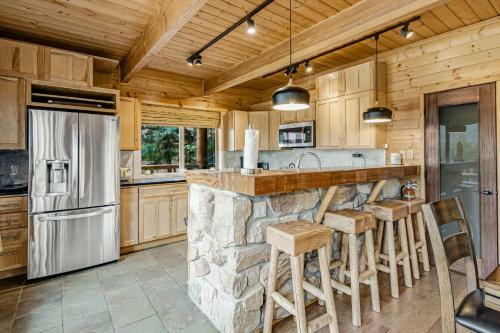Log Cabin Luxury