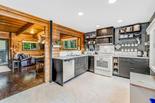 Tahuya Lake House