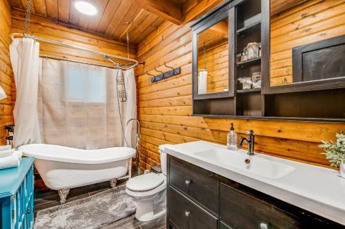 Tahuya Lake House