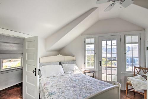Ideally Located Waterfront Home - Puget Sound View
