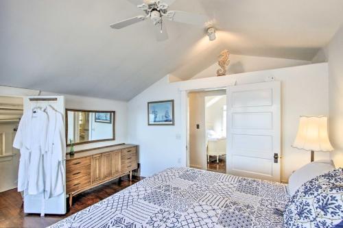 Ideally Located Waterfront Home - Puget Sound View