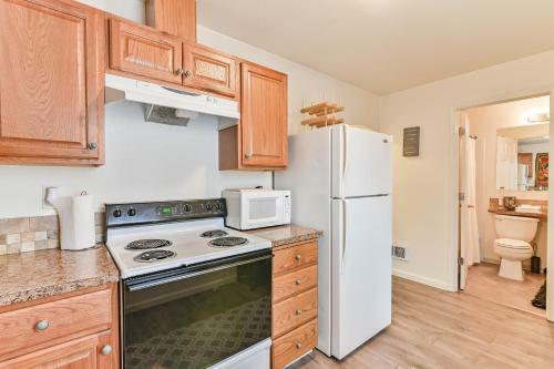 Cozy 2 Bdrm Apartment Southend Tacoma