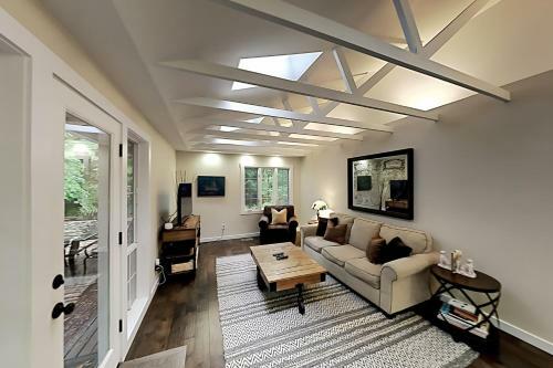 Woodinville Escape