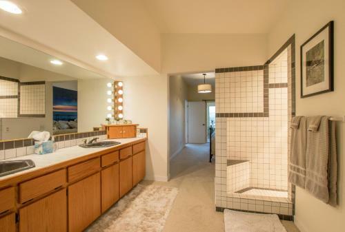Eye On The Gorge Home