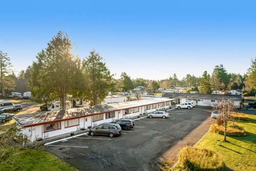 Pacific Motel II