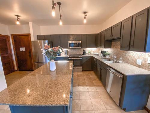 Apartamento Remodeled Ski In-out - 305 Soaring Eagle - Luxury!