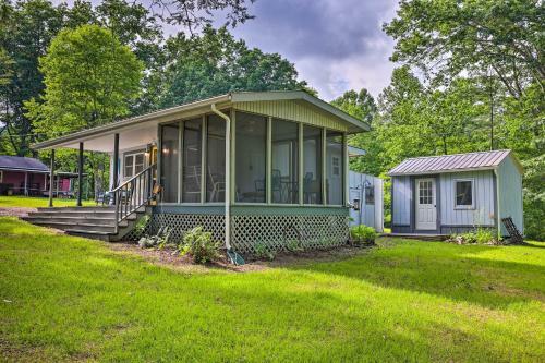 Rustic Hideaway With Fire Pit Less Than 1 Mi To River!