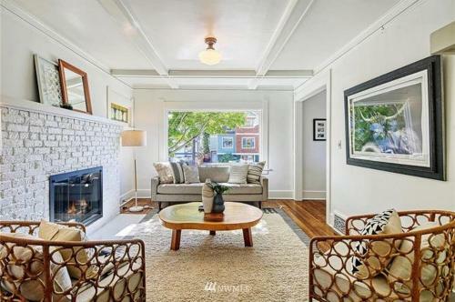 The Fremont Charmer 2br