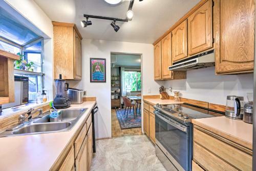 Pet-friendly W Seattle Oasis With Lush Yard!