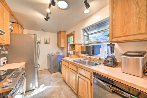Pet-friendly W Seattle Oasis With Lush Yard!