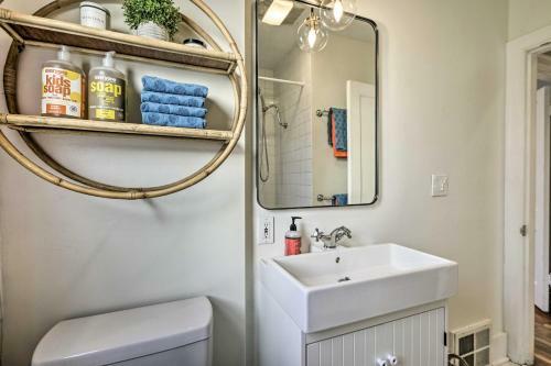 Quaint Seattle Getaway, 4 Mi To Alki Beach!