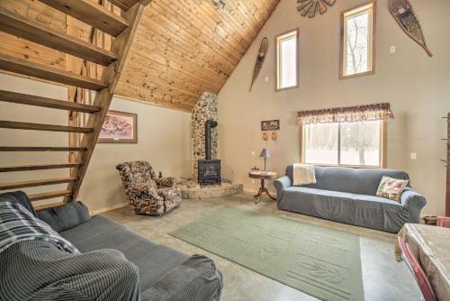 Cozy Birchwood Retreat On Utv Trail Fire Pit