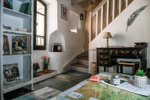 La Maison Hugu�toune