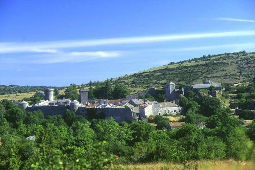 La Maison Hugu�toune