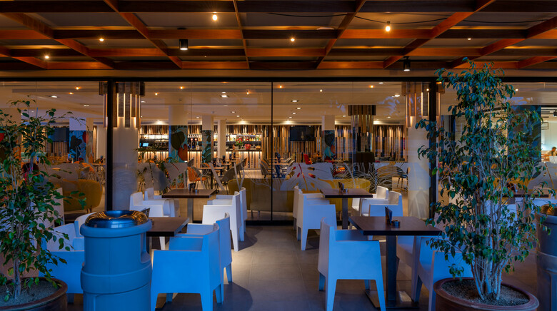 Aqua Hotel The Breeze & Spa - Adults Only (+18)