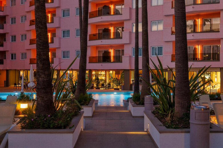 Aqua Hotel The Breeze & Spa - Adults Only (+18)