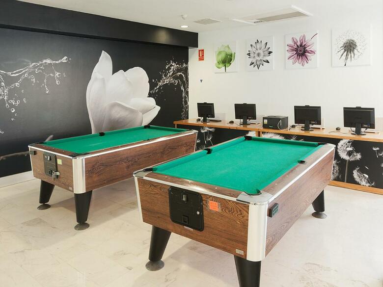 Hotel Tahit� Playa & Suites
