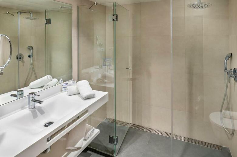Hotel Tahit� Playa & Suites