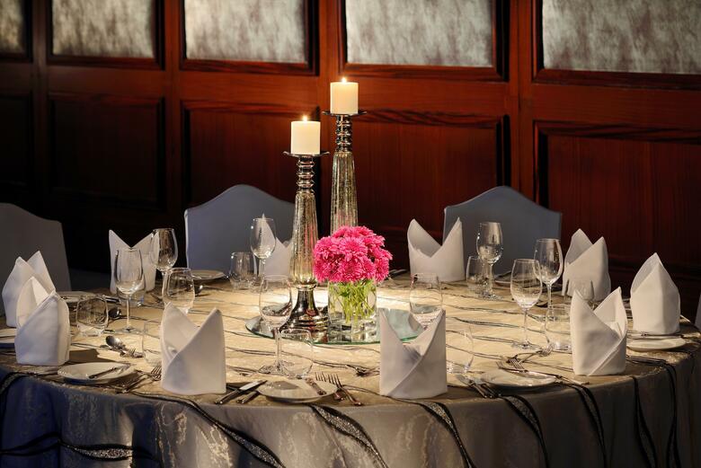 Hotel Moevenpick Bur Dubai