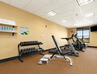 Hotel Wingate By Wyndham Gulfport