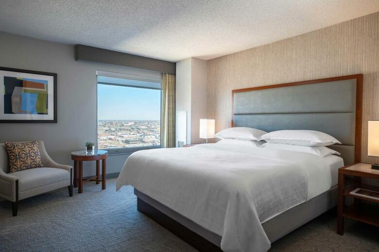Sheraton Kansas City Hotel At Crown Center