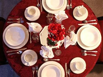 Rosewood Manor Bed & Breakfast