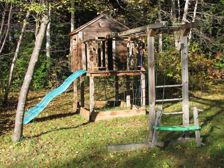 Bulldog Camps & Lodge