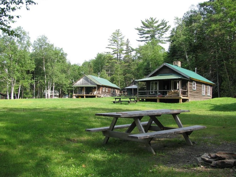 Bulldog Camps & Lodge