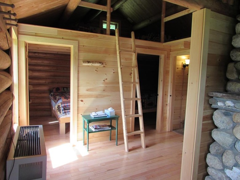Bulldog Camps & Lodge