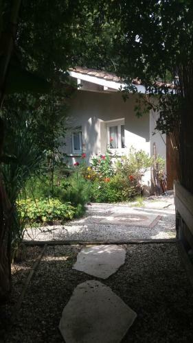 Hostal Chambre D'h�tes Au Calme Avec Spa